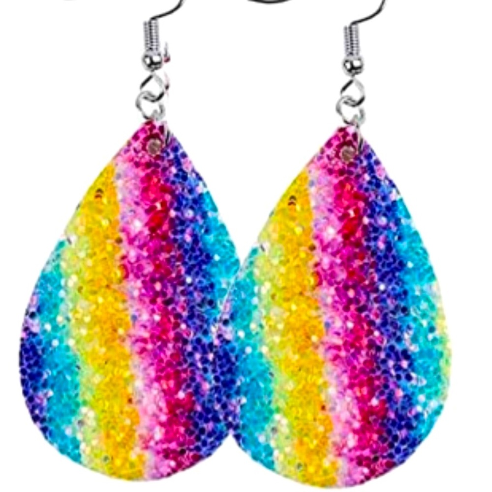 🌈✨Sparkly Rainbow Earrings✨🌈